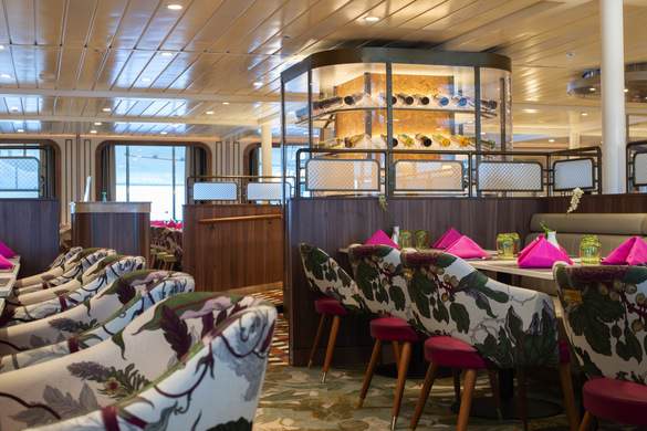 Fred. Olsen Cruise Lines, Balmoral, Thistle Restaurant 2.jpg